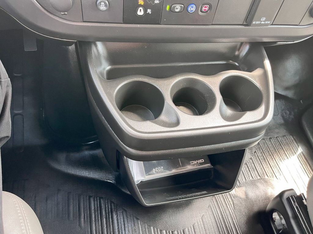 Used 2024 GMC Savana 2500 Work Van w/ Driver Convenience Package image 15