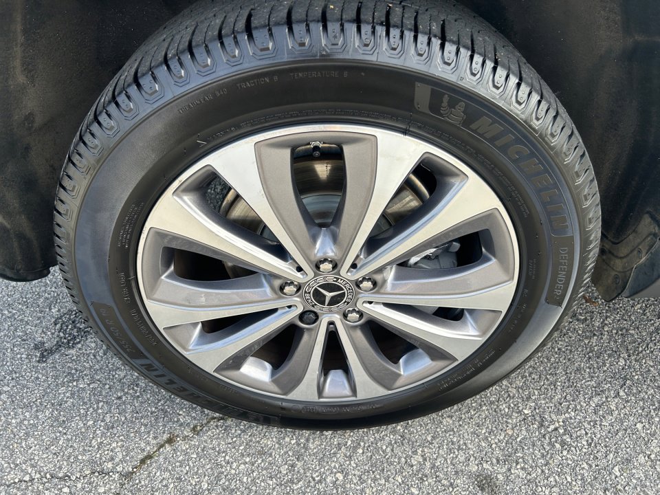 Used 2022 Mercedes-Benz GLE 350 4MATIC image 23