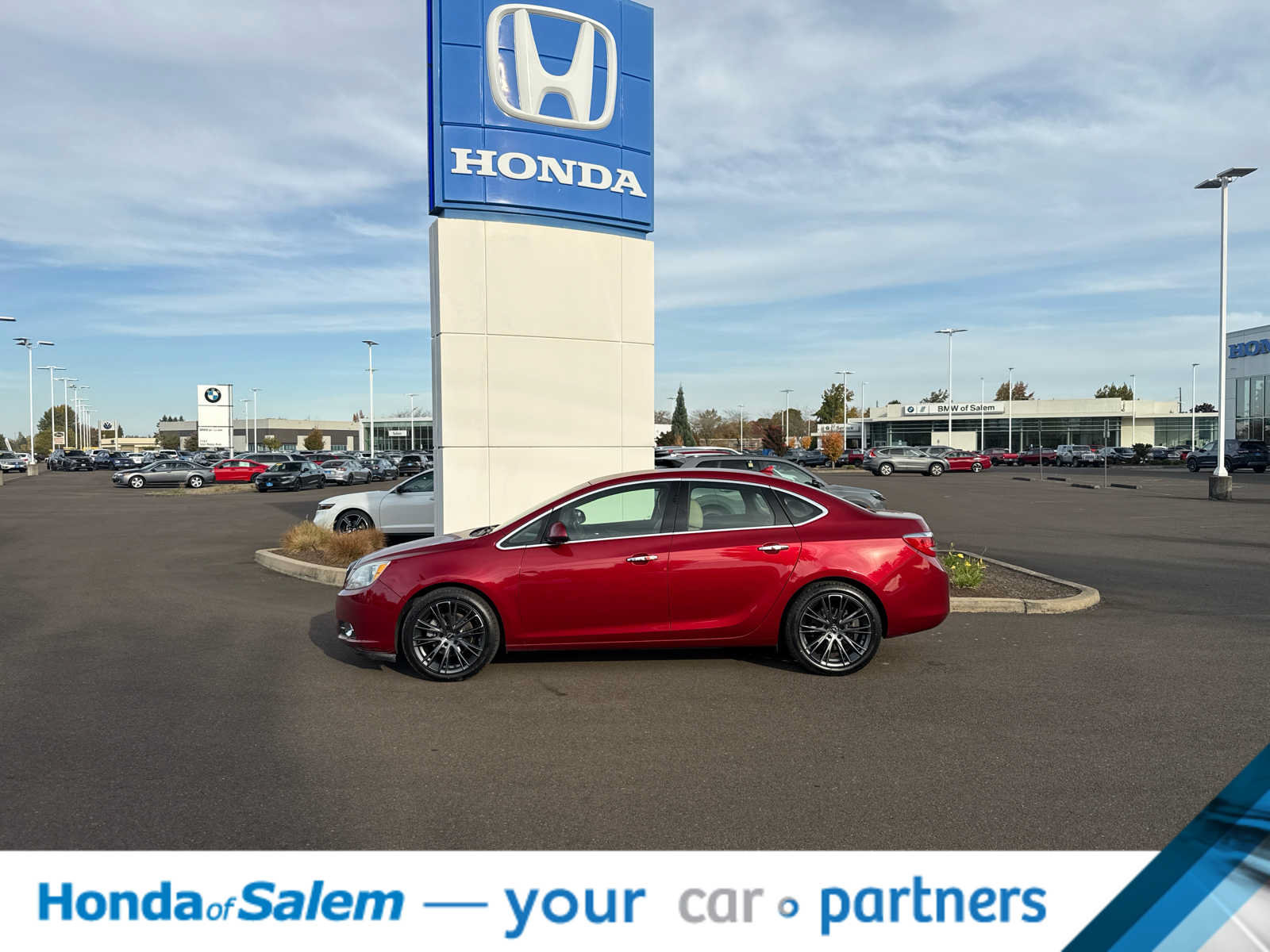Used 2012 Buick Verano Leather FWD image 3