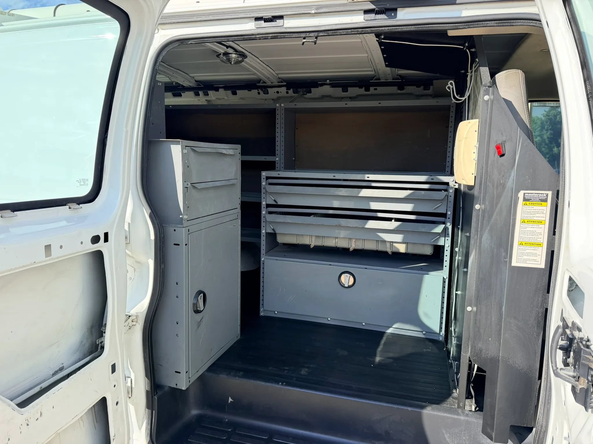 Used 2013 Chevrolet Express 2500 RWD image 11