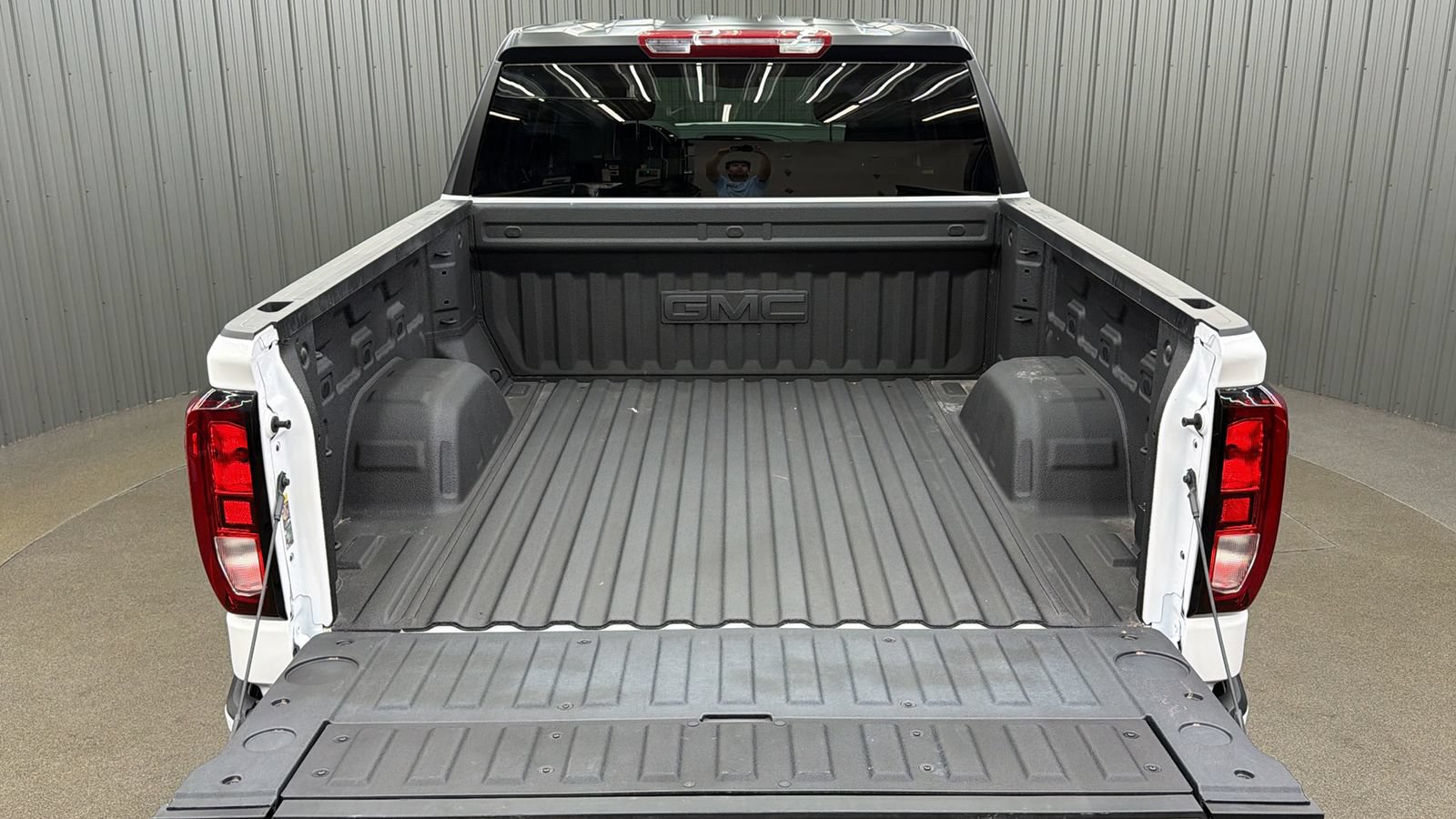 Used 2026 GMC Sierra 1500 Elevation AWD/4WD image 13