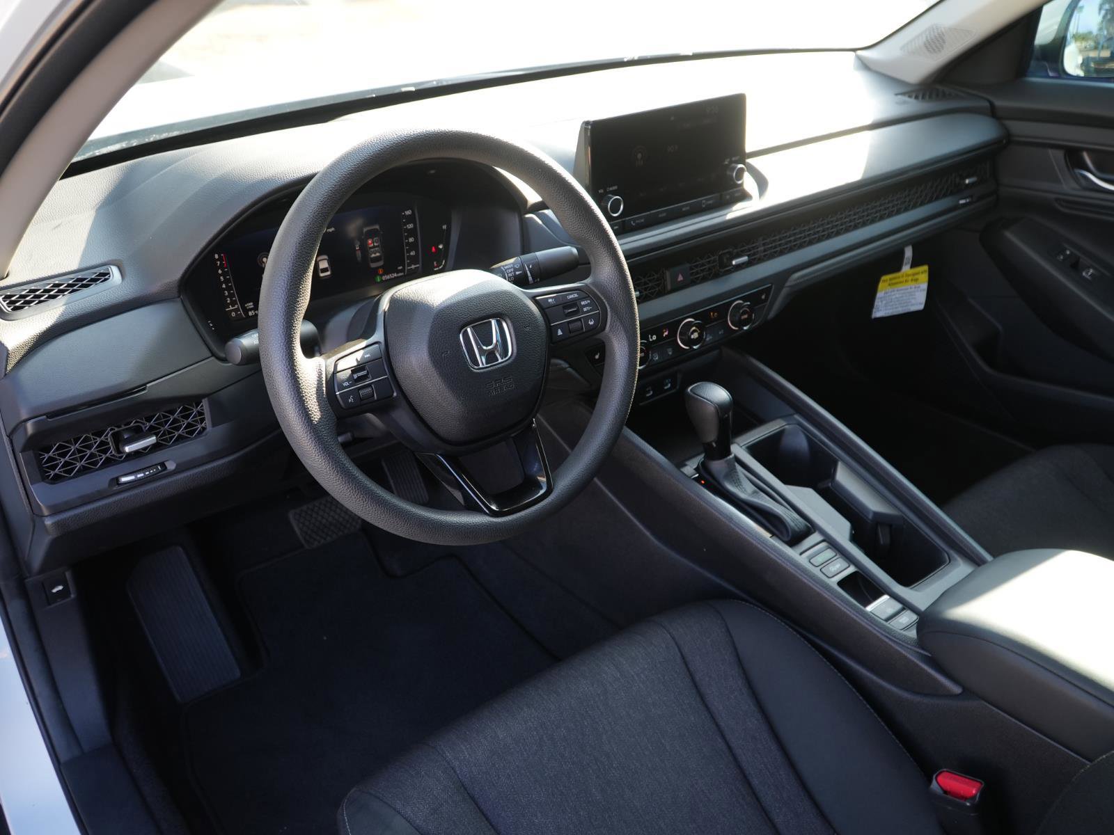 Used 2023 Honda Accord EX image 14