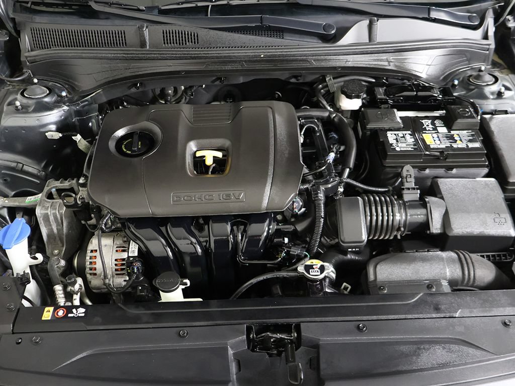 Certified 2024 Kia Forte LXS w/ LXS Technology Package FWD image 19