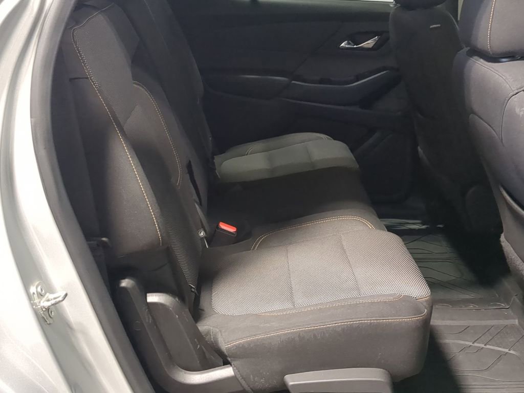 Used 2019 Chevrolet Traverse LS FWD image 23