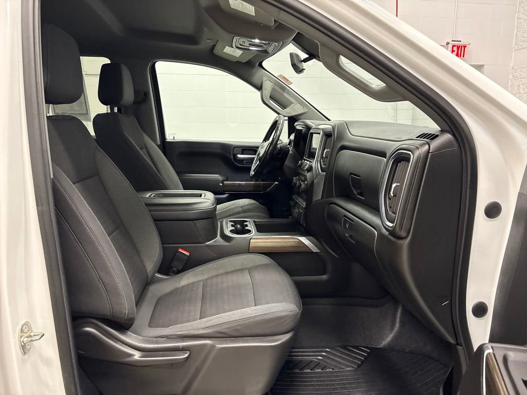 Used 2020 Chevrolet Silverado 1500 RST AWD/4WD image 3