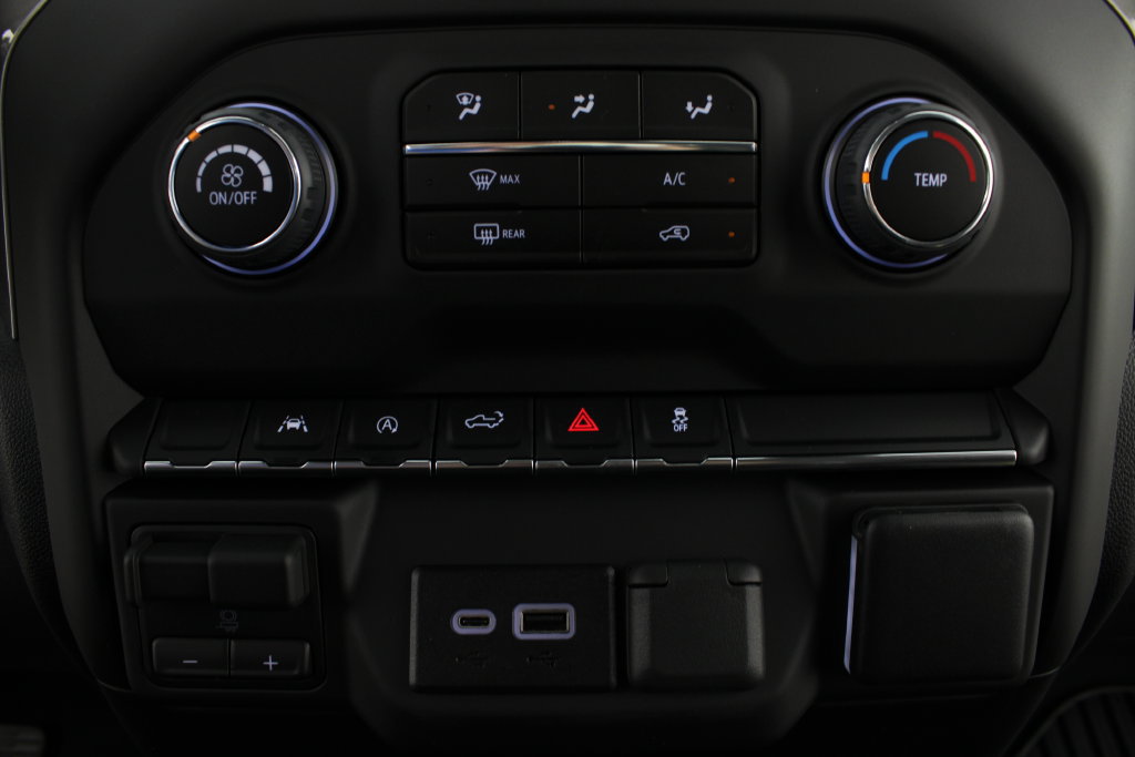 New 2026 Chevrolet Silverado 1500 Custom w/ Turbomax Blackout Package AWD/4WD image 6