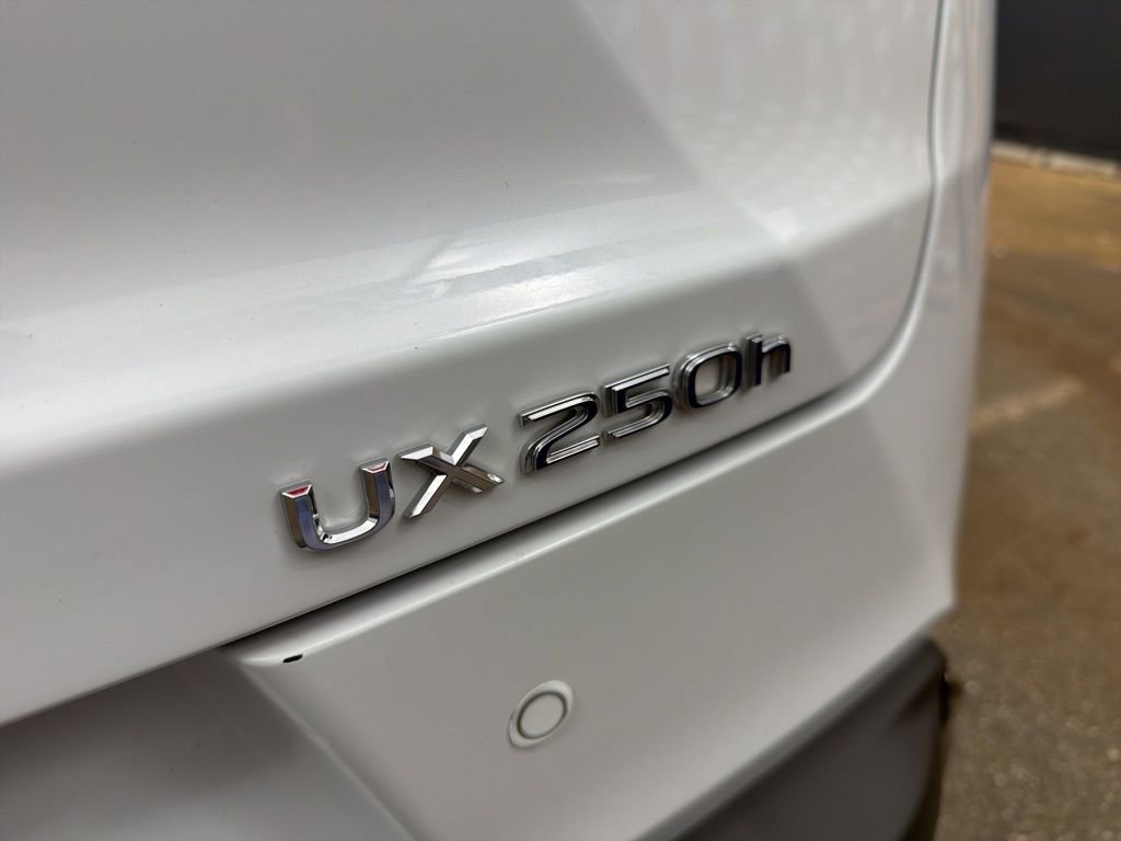 Used 2020 Lexus UX 250h F Sport w/ F Sport Premium Package image 23