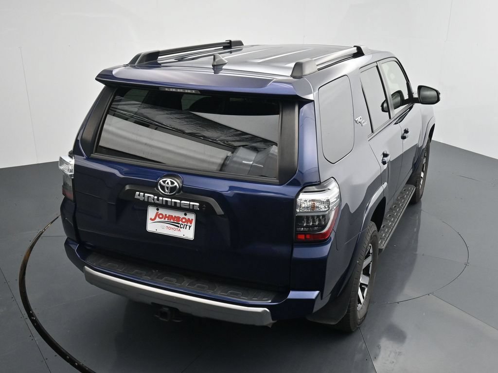 Used 2022 Toyota 4Runner TRD Off-Road Premium w/ Moonroof Package AWD/4WD image 28