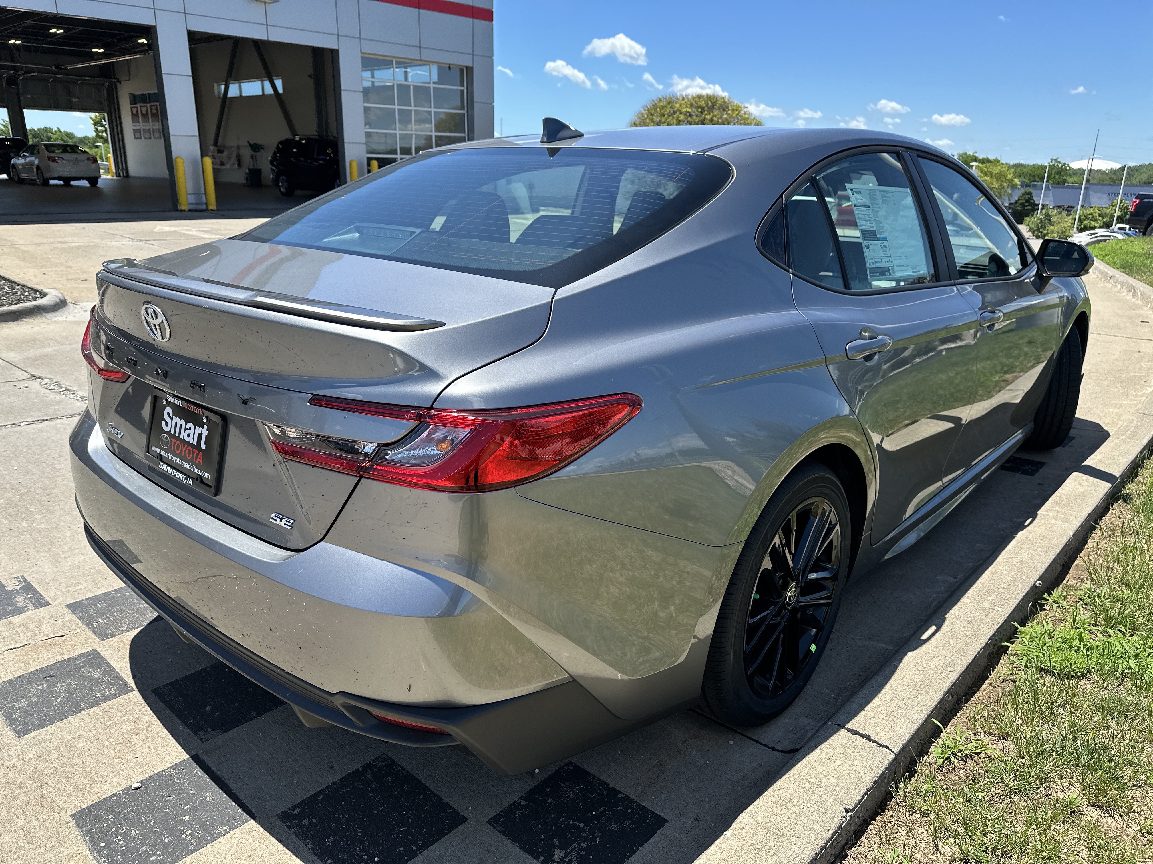 New 2026 Toyota Camry SE w/ Convenience Package FWD image 6