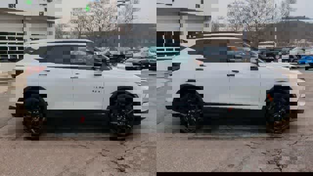 Certified 2023 Chevrolet Blazer LT w/ Sound & Technology Package image 9