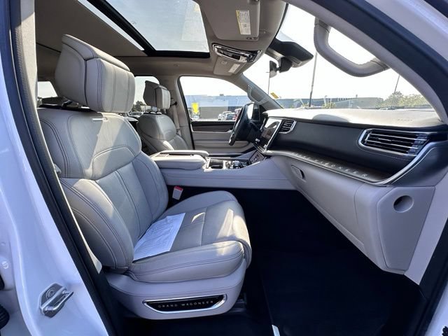 Used 2023 Jeep Grand Wagoneer 4WD image 30