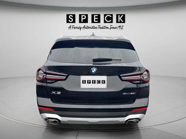 Used 2022 BMW X3 xDrive30i w/ Convenience Package AWD/4WD image 4