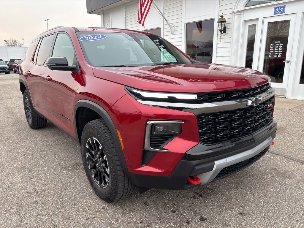 Certified 2024 Chevrolet Traverse Z71 w/ Enhanced Driving Package image 3