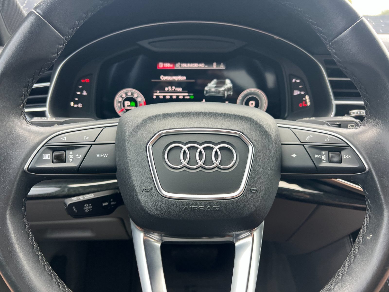 Used 2022 Audi Q7 3.0T Premium Plus w/ Premium Plus Package AWD/4WD image 24