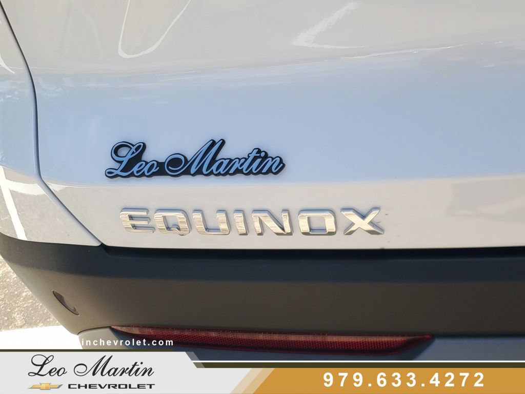New 2026 Chevrolet Equinox LT w/ Convenience Package II FWD image 5