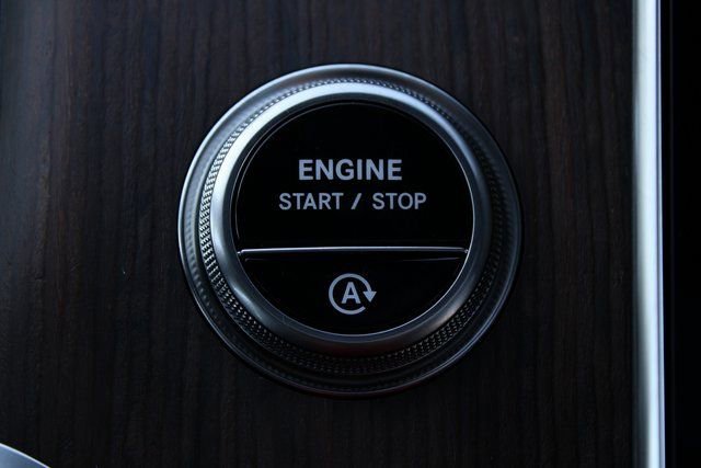 New 2025 Mercedes-Benz GLC 300 4MATIC image 19