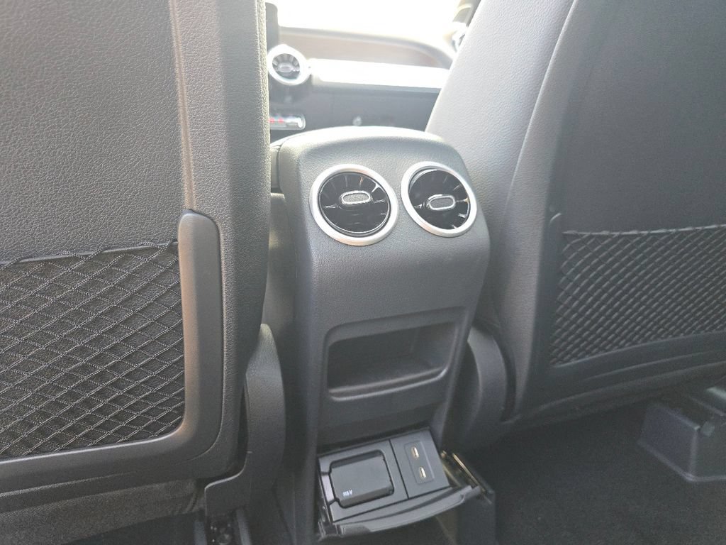 New 2026 Mercedes-Benz GLB 250 4MATIC image 26