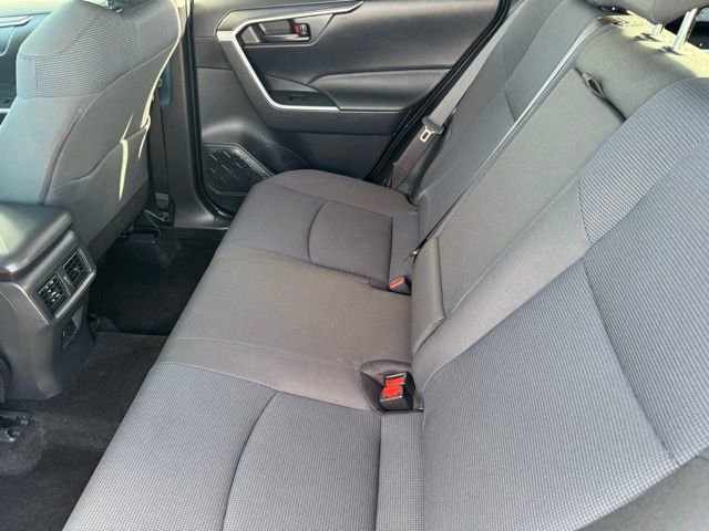 Certified 2019 Toyota RAV4 LE image 7