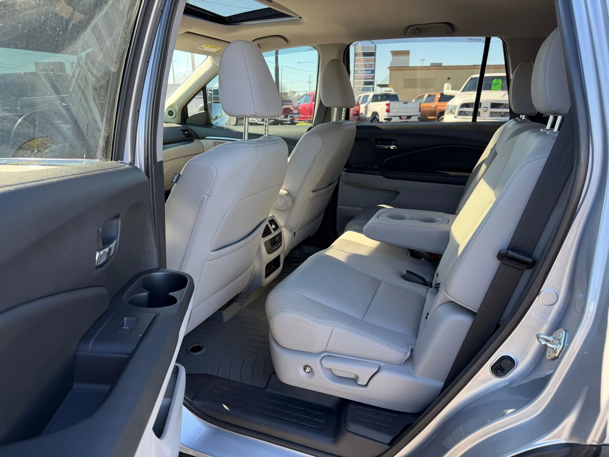 Used 2018 Honda Pilot EX-L image 7