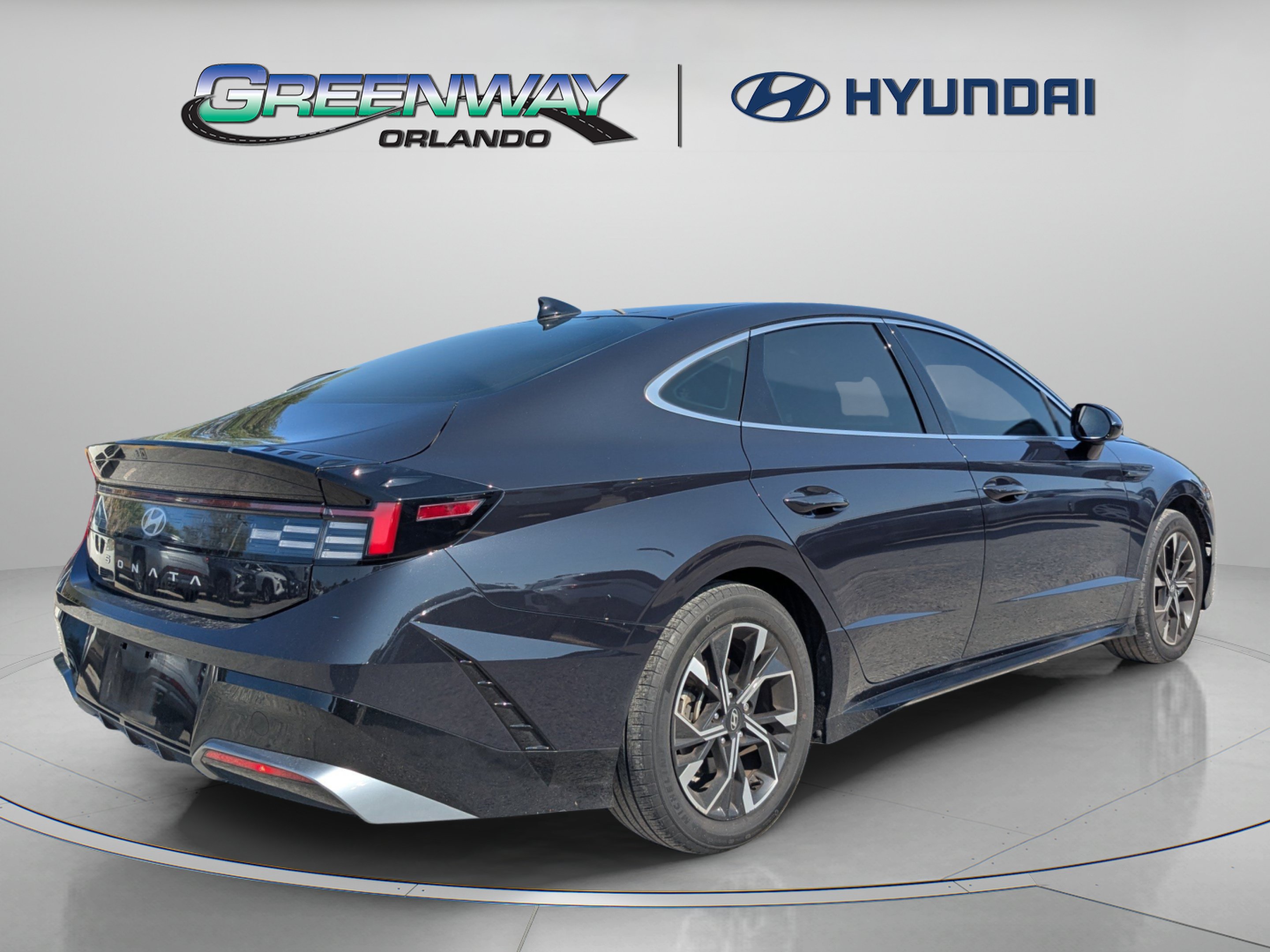 Used 2024 Hyundai Sonata SEL FWD image 7