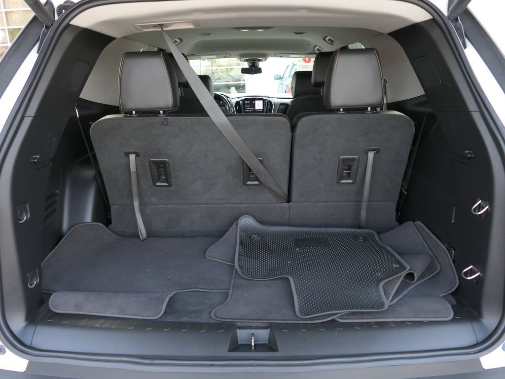 Used 2020 Chevrolet Traverse RS FWD image 24