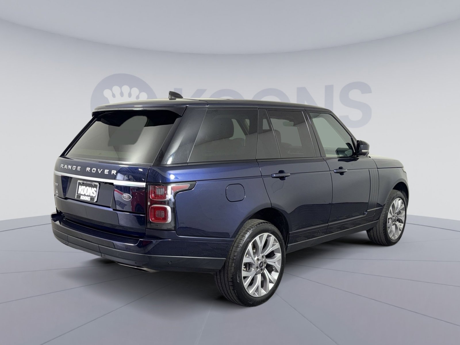 Used 2018 Land Rover Range Rover Supercharged image 7