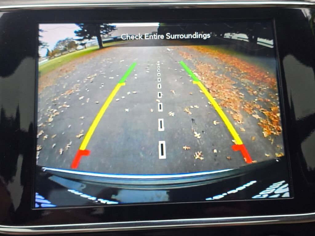 Used 2020 Jeep Grand Cherokee Limited w/ Luxury Group II image 35