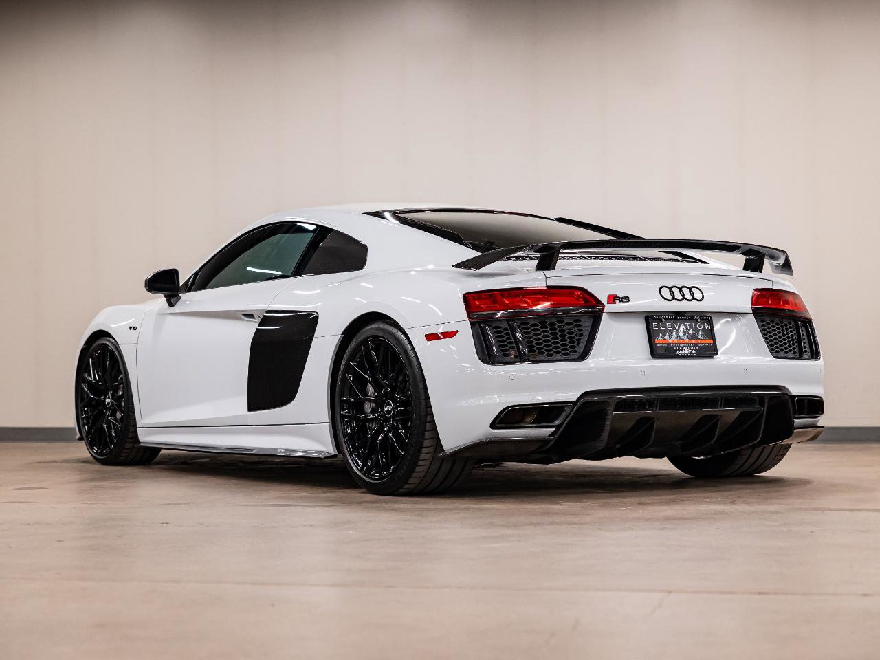 Used 2017 Audi R8 V10 plus image 24