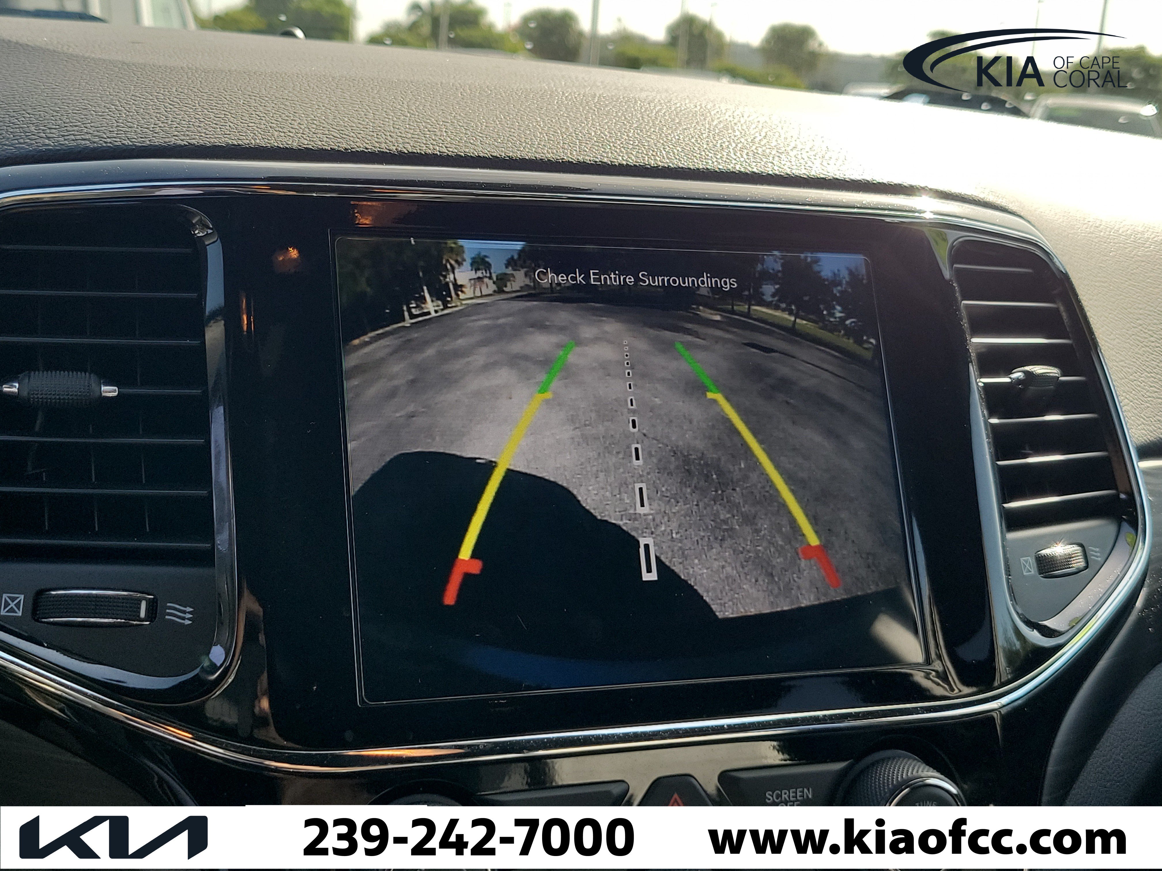 Used 2021 Jeep Grand Cherokee Laredo X RWD image 28