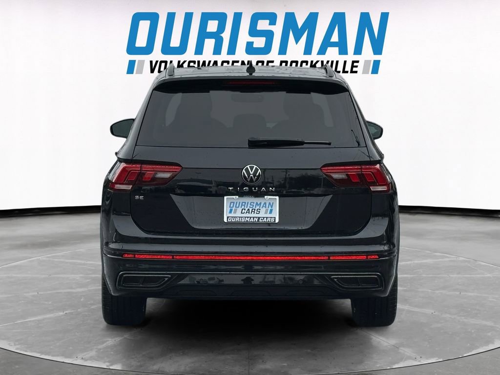 Used 2023 Volkswagen Tiguan SE R-Line image 5