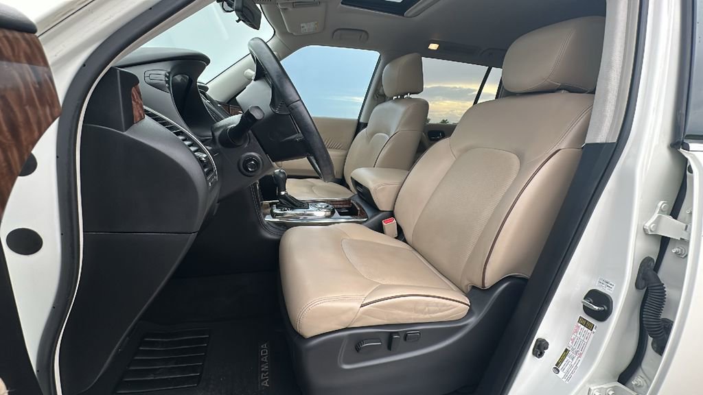 Used 2020 Nissan Armada Platinum w/ Captain's Chairs Package RWD image 4