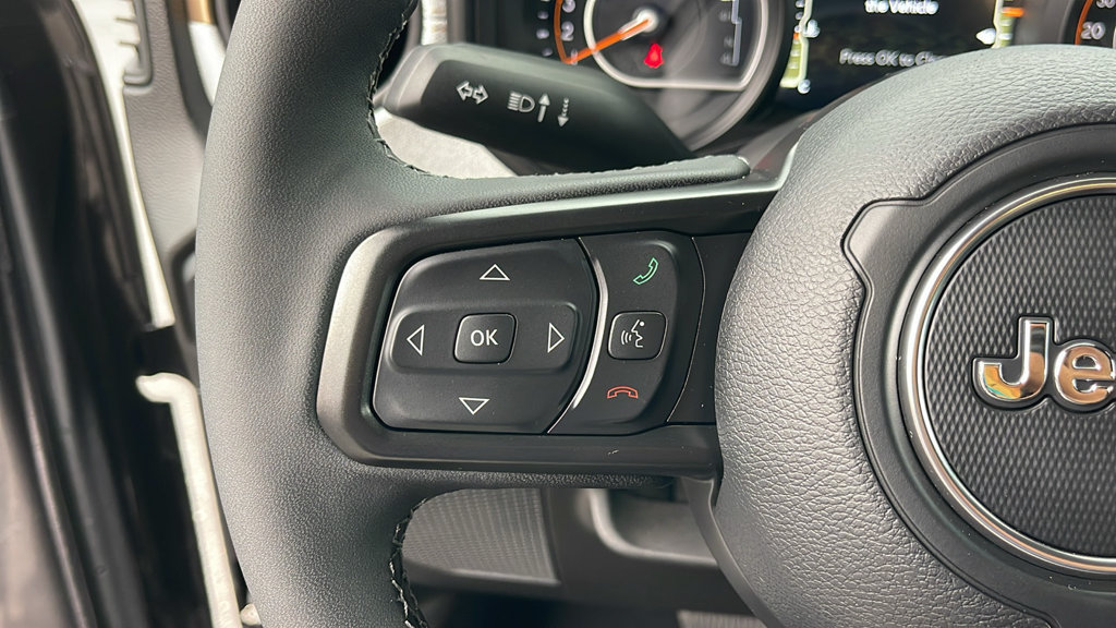 Used 2026 Jeep Wrangler Unlimited Sport AWD/4WD image 23