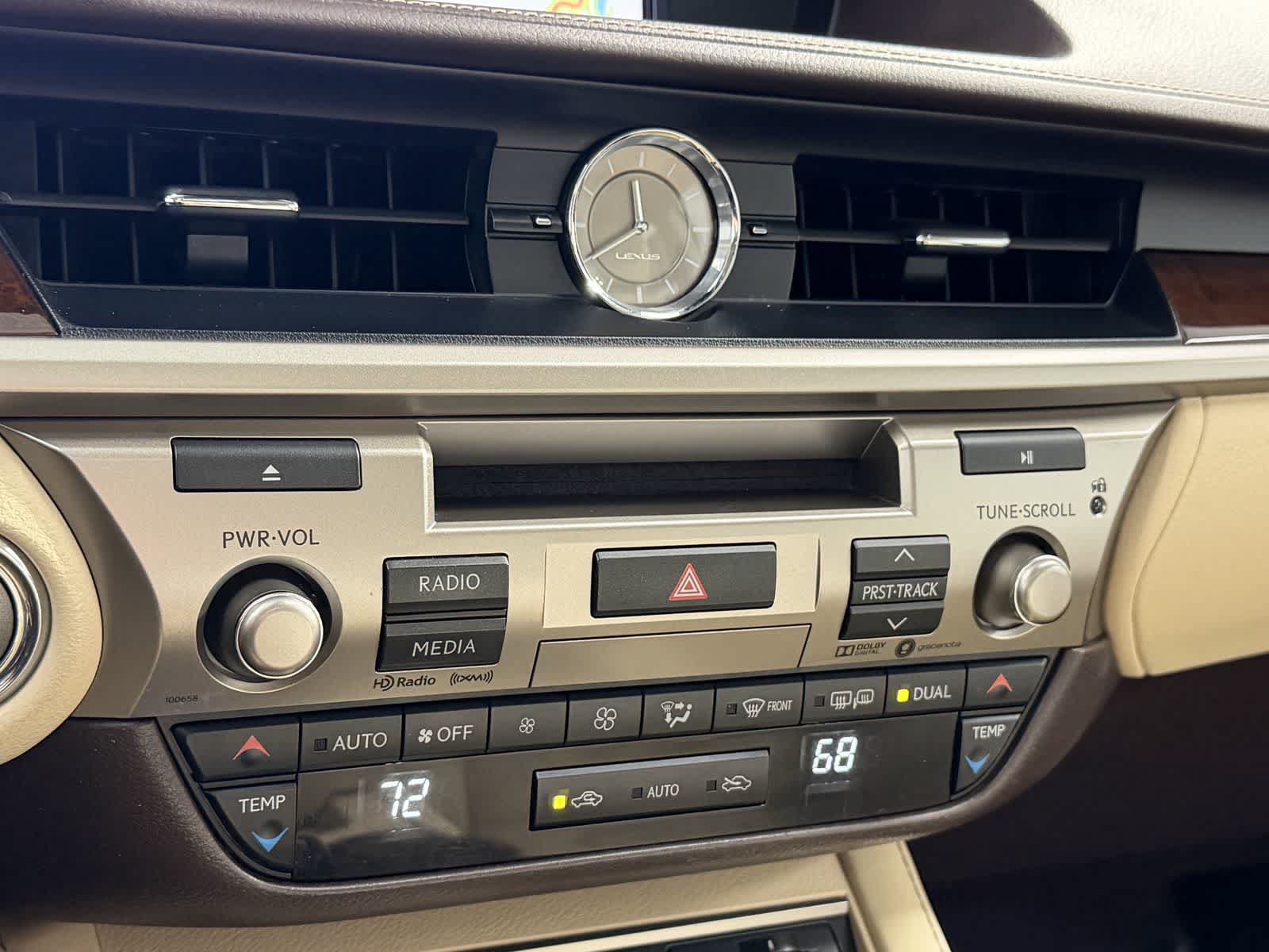 Used 2017 Lexus ES 350 w/ Navigation System Package FWD image 20
