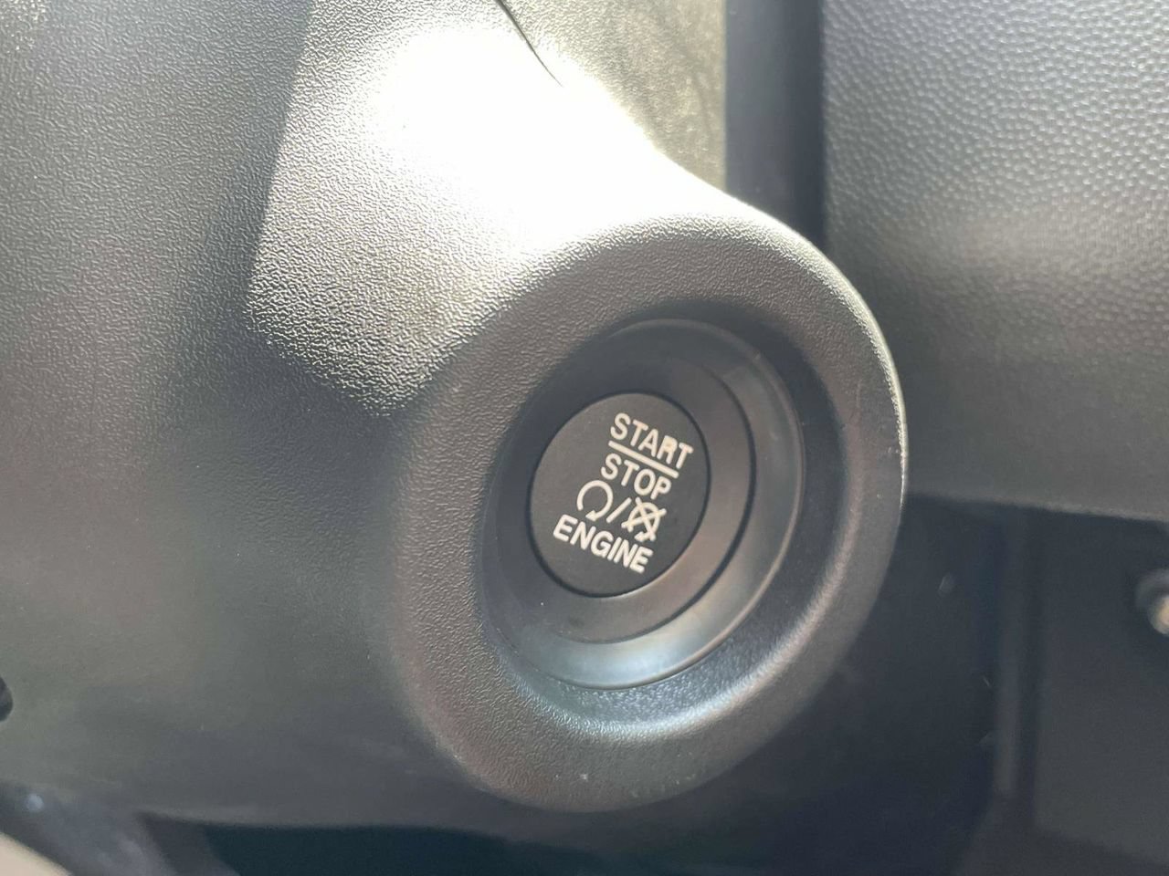 New 2025 RAM ProMaster 2500 w/ Safety Group FWD image 17