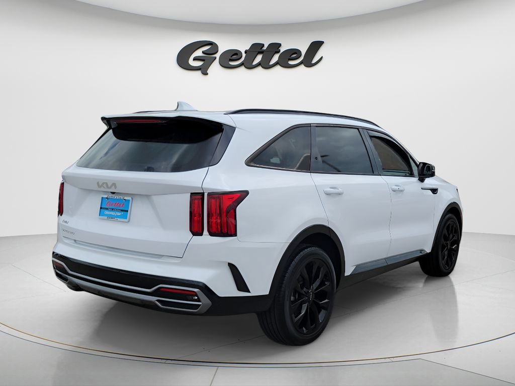 Used 2023 Kia Sorento SX image 4