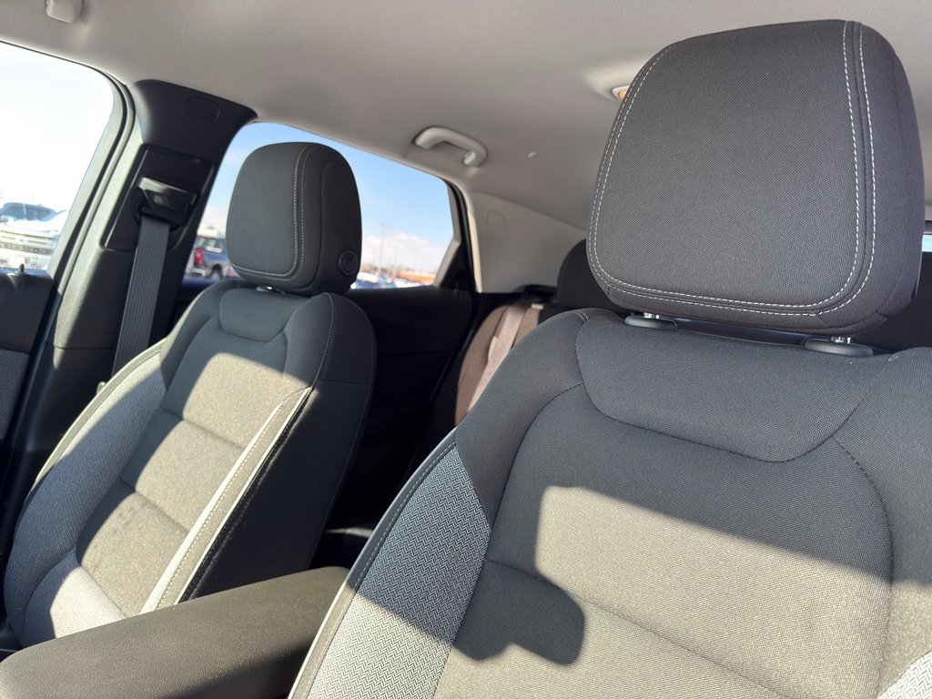 Used 2024 Chevrolet TrailBlazer LT w/ LT Cold Weather Package image 28