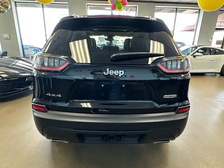 Used 2021 Jeep Cherokee Latitude Lux w/ Sun & Sound Group AWD/4WD image 10