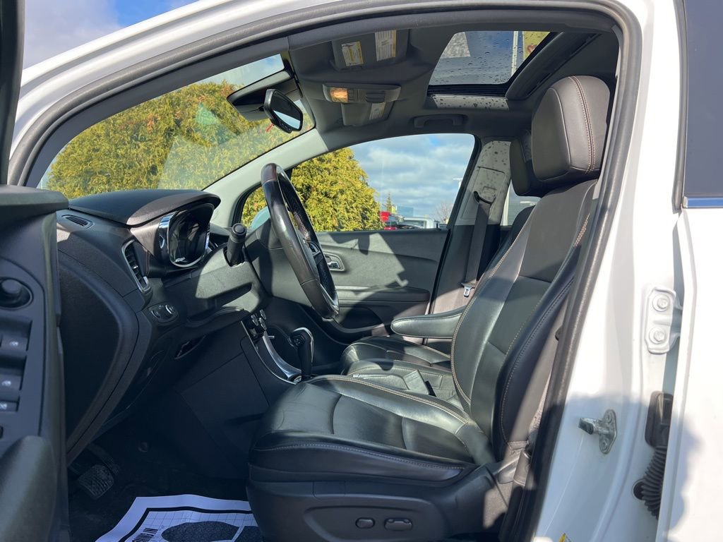 Used 2020 Chevrolet Trax Premier image 12