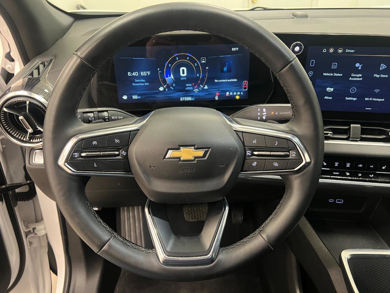 Used 2025 Chevrolet Equinox LT image 31