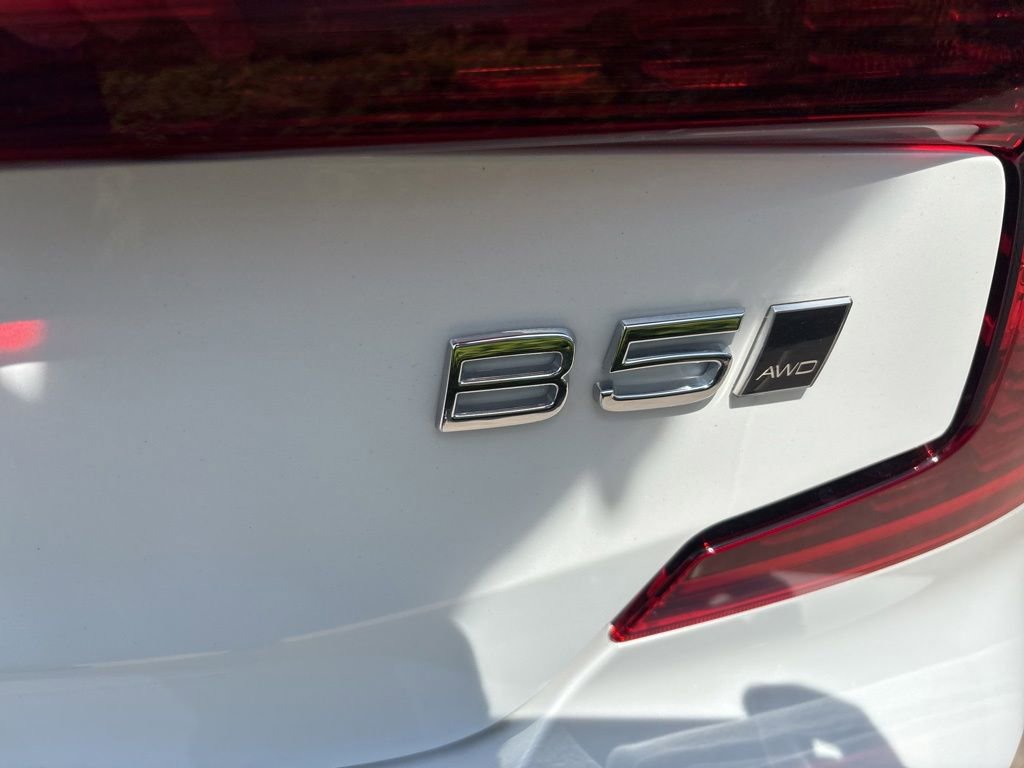 Certified 2024 Volvo S60 B5 Plus w/ Climate Package AWD/4WD image 9