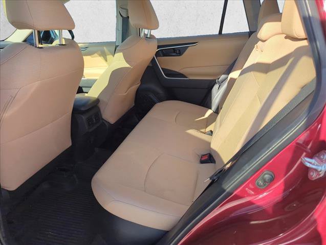Certified 2022 Toyota RAV4 LE AWD/4WD image 8