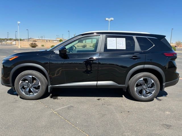 Certified 2024 Nissan Rogue SV w/ SV Premium Package FWD image 3