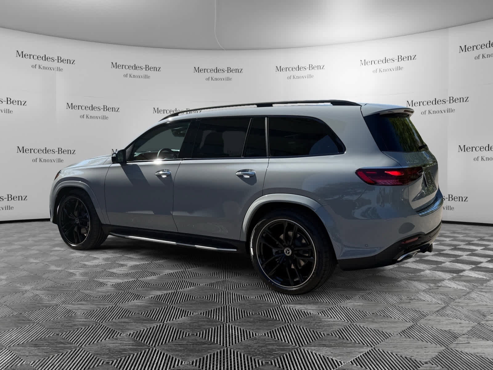 New 2026 Mercedes-Benz GLS 580 4MATIC image 3
