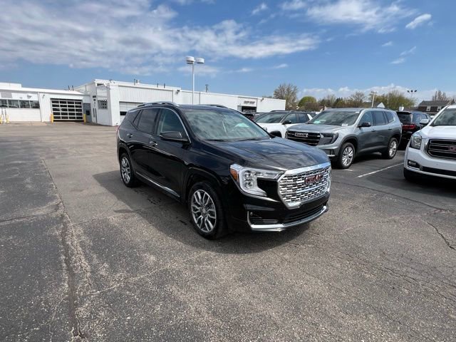 Certified 2024 GMC Terrain Denali w/ Denali Premium Package AWD/4WD image 8