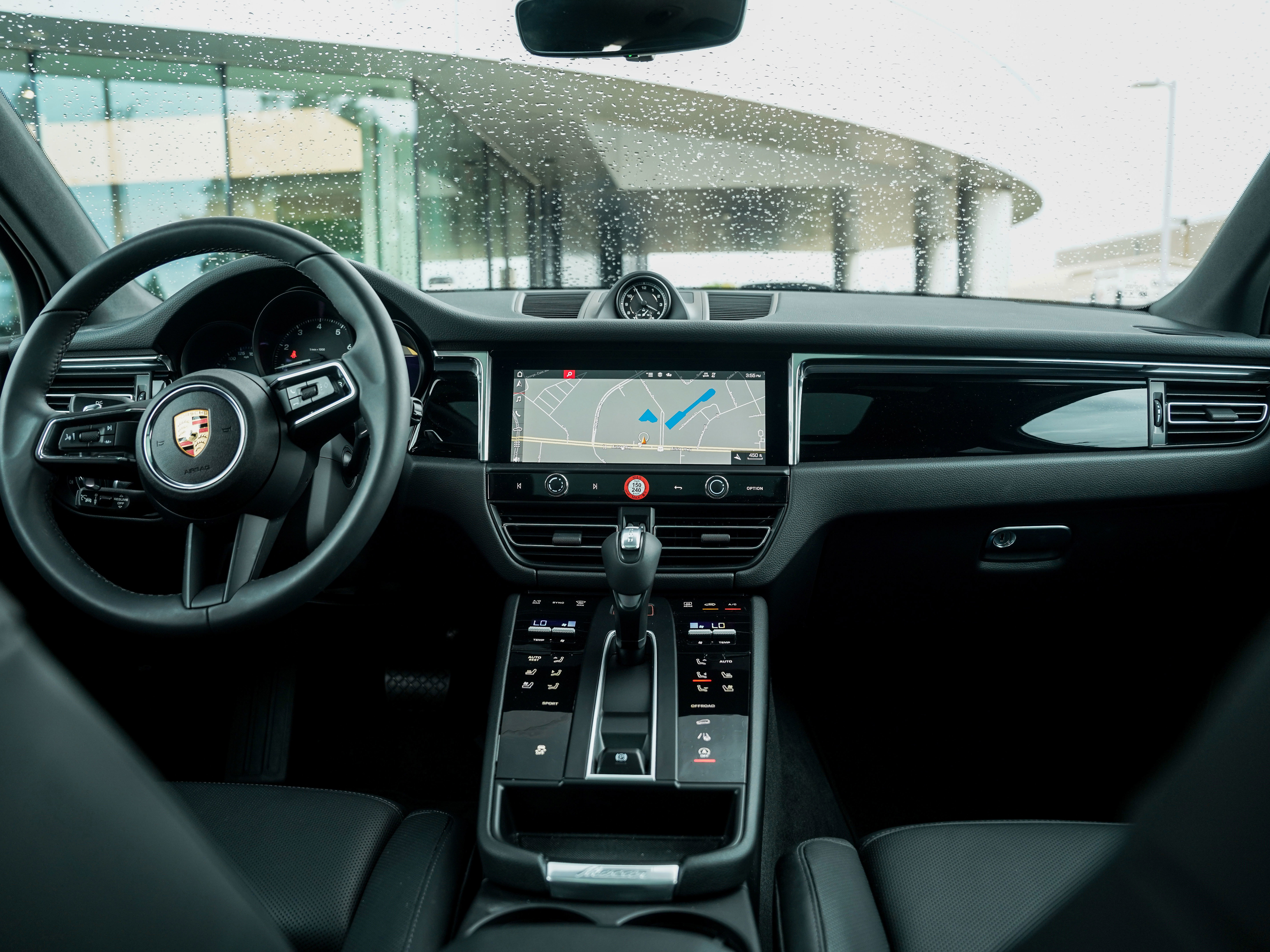 New 2025 Porsche Macan image 23