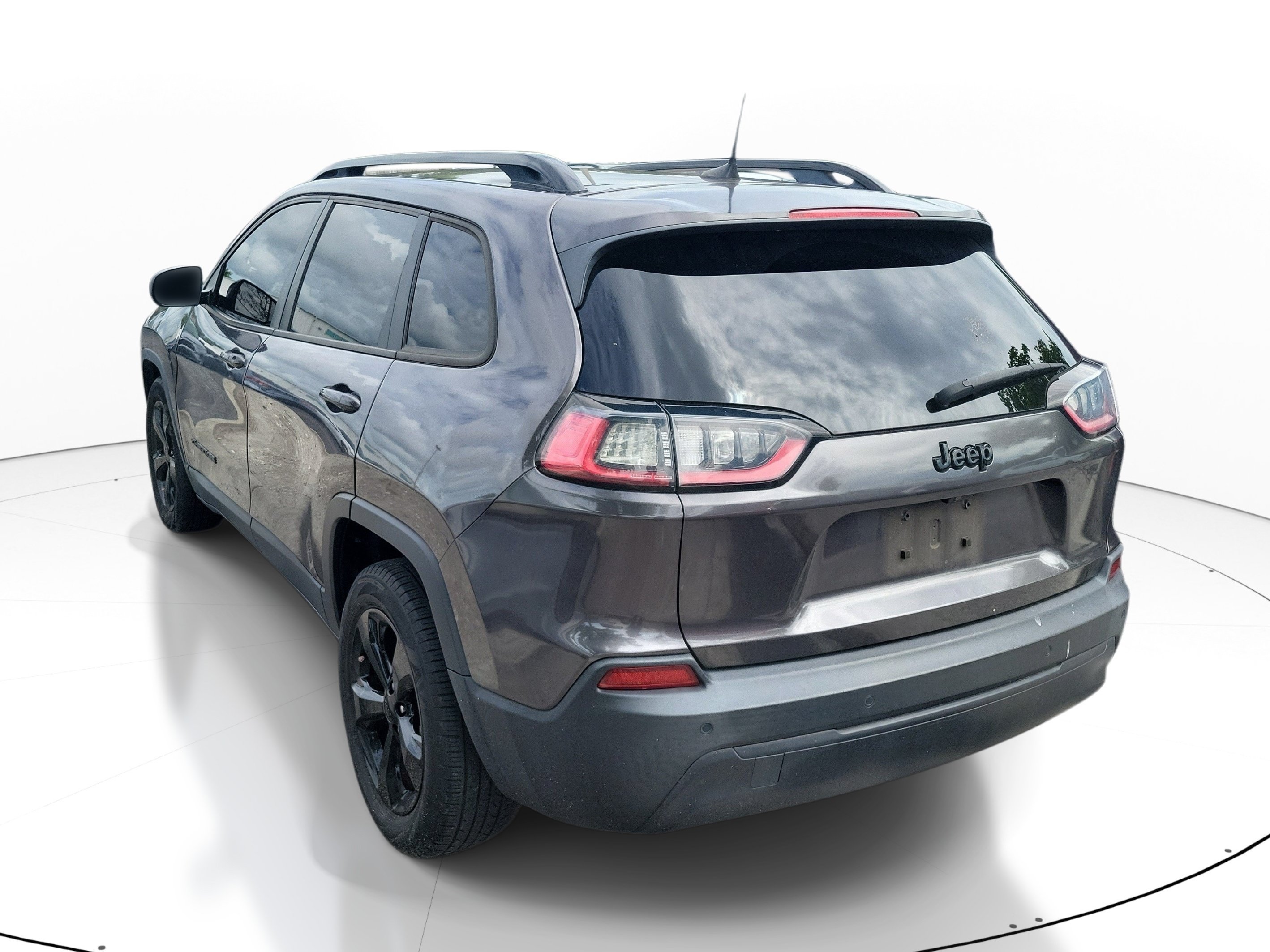 Used 2021 Jeep Cherokee Latitude Plus FWD image 7