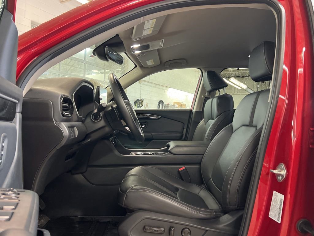 Used 2024 Honda Pilot EX-L image 11