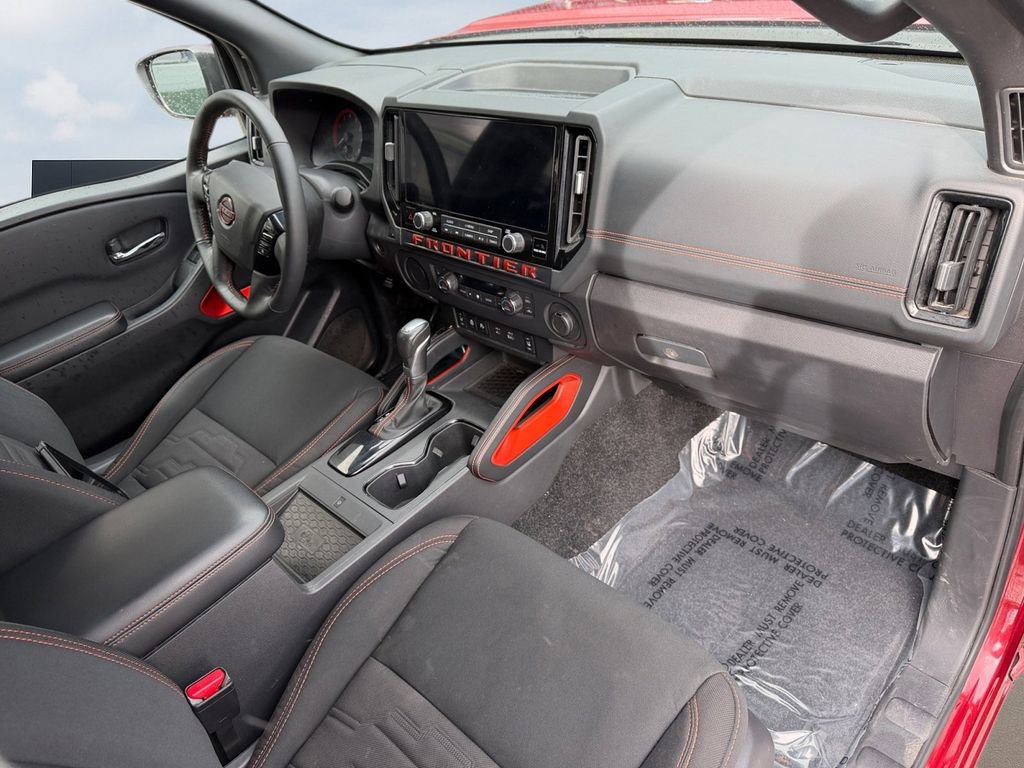 Used 2025 Nissan Frontier Pro-X w/ Pro Convenience Package image 27