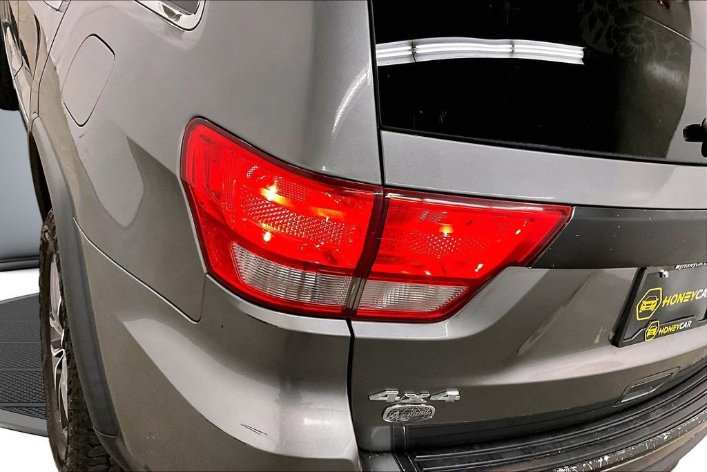 Used 2012 Jeep Grand Cherokee Overland AWD/4WD image 23