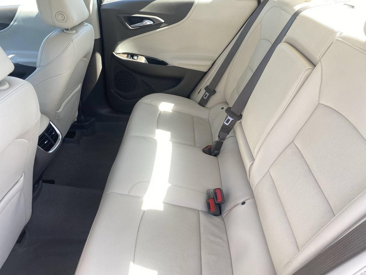 Used 2024 Chevrolet Malibu LT FWD image 14